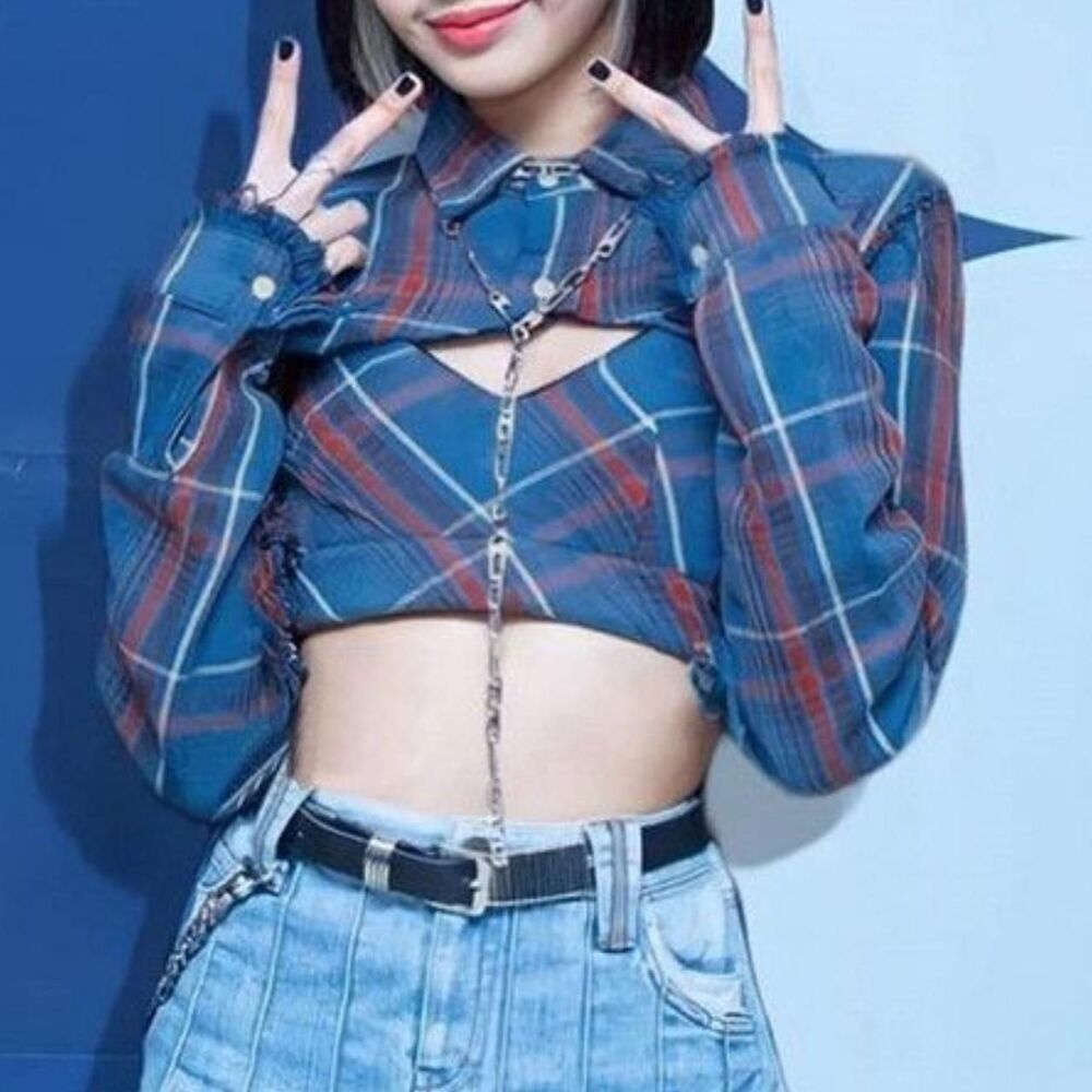 Blackpink Lisa Plaid Crop Top Set